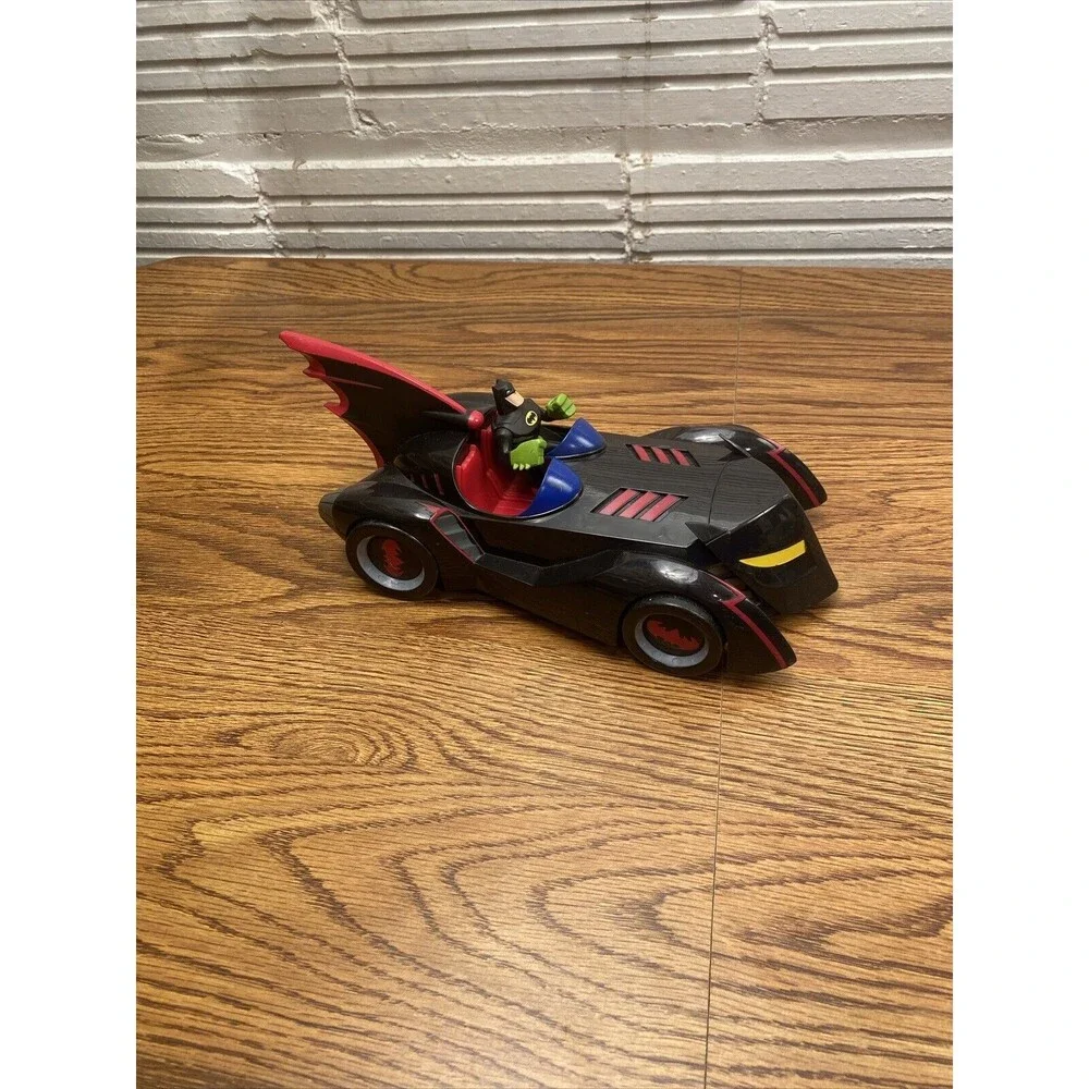 Batman Brave and the Bold Action League Batman Batmobile‎